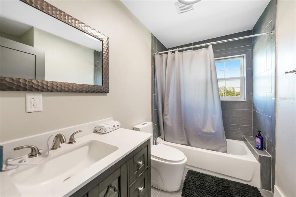 En Venta: $599,000 (4 camas, 3 baños, 3112 Pies cuadrados)