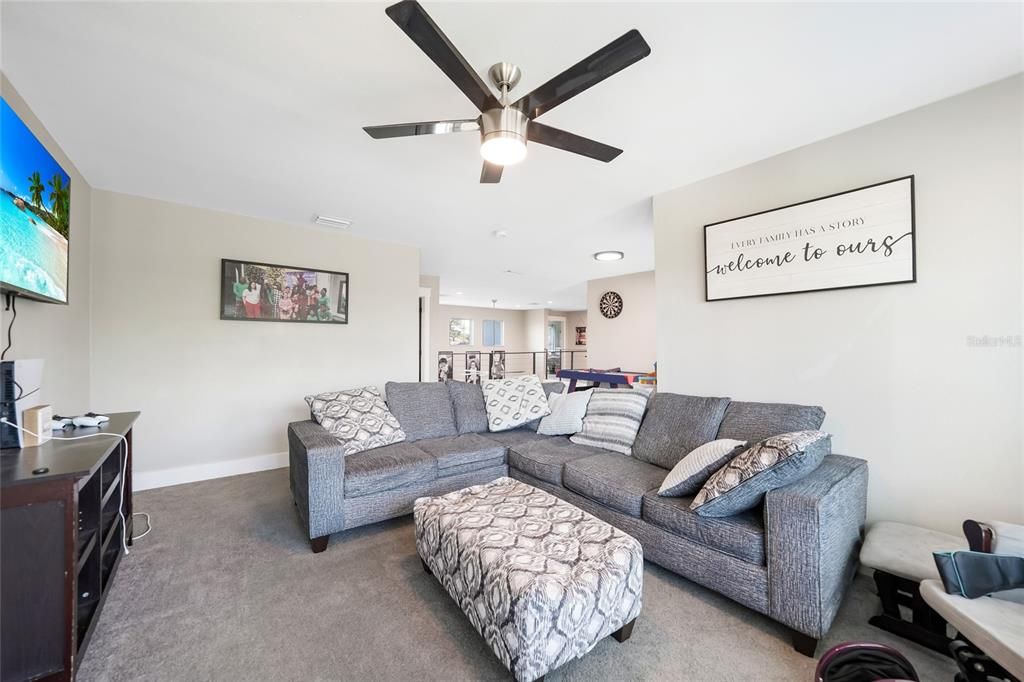 En Venta: $599,000 (4 camas, 3 baños, 3112 Pies cuadrados)