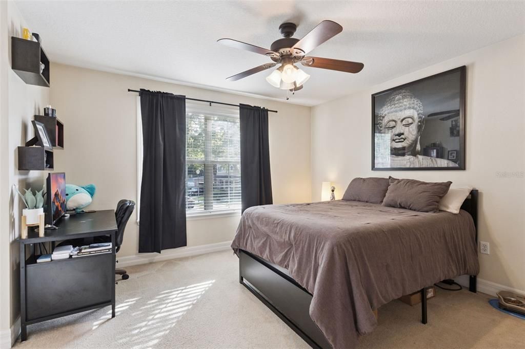 待售: $425,000 (4 贝兹, 3 浴室, 2560 平方英尺)