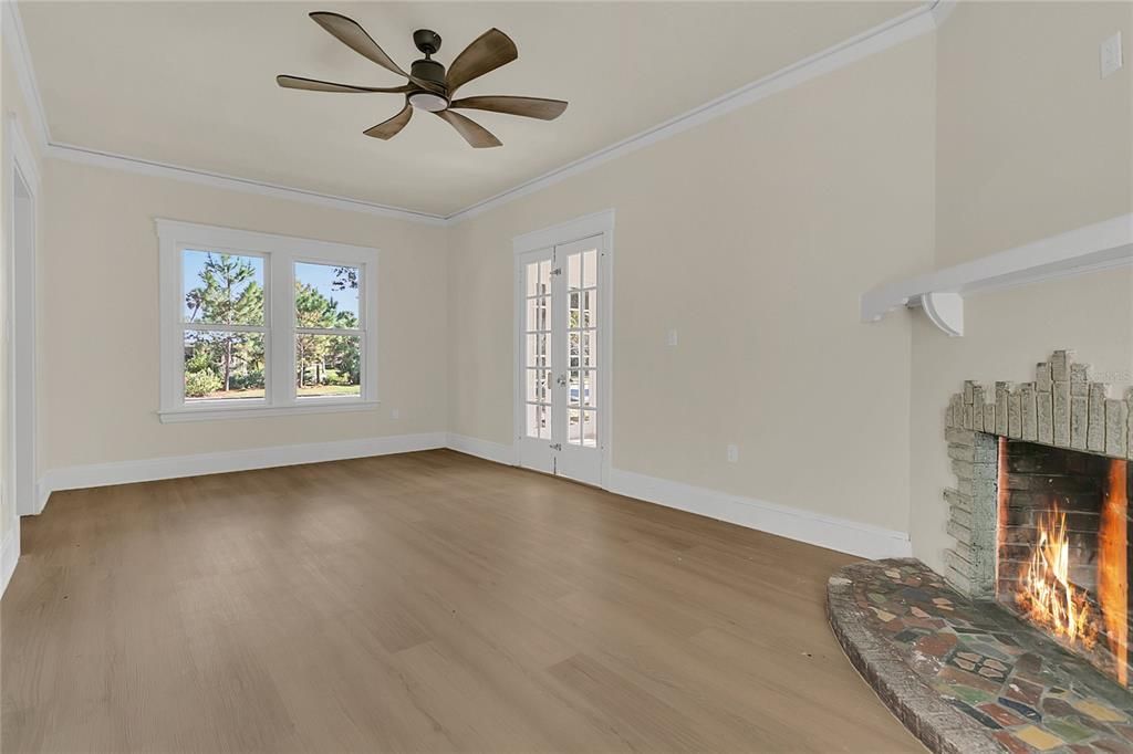 For Rent: $3,250 (4 beds, 2 baths, 2035 Square Feet)