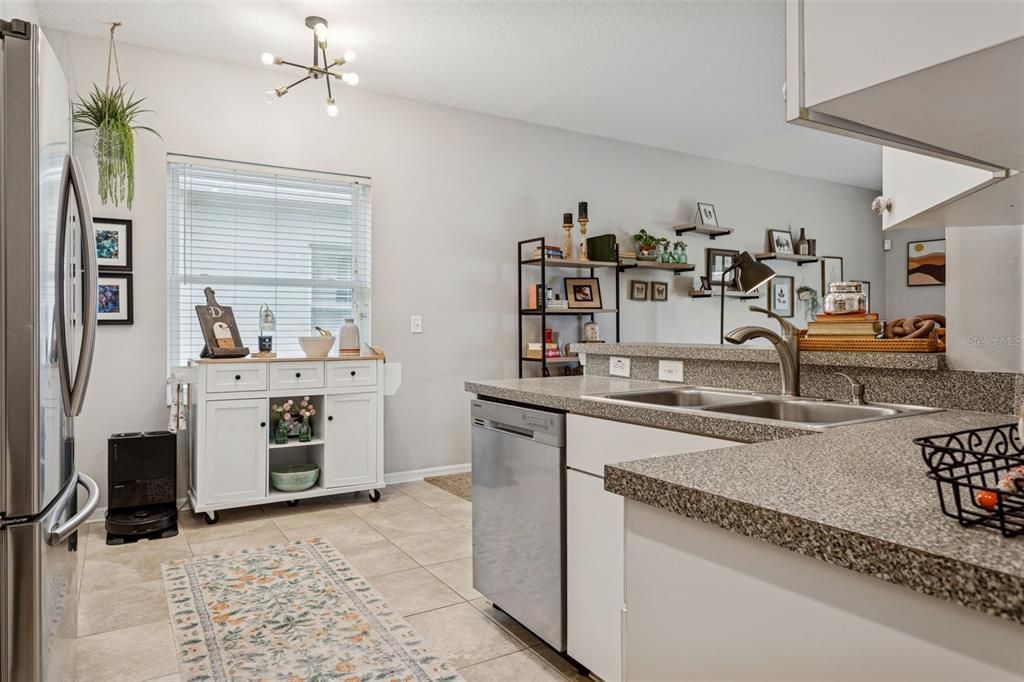 待售: $375,000 (3 贝兹, 2 浴室, 1530 平方英尺)