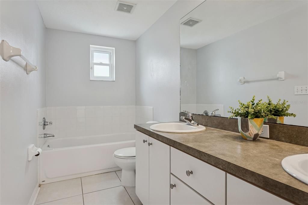 待售: $375,000 (3 贝兹, 2 浴室, 1530 平方英尺)