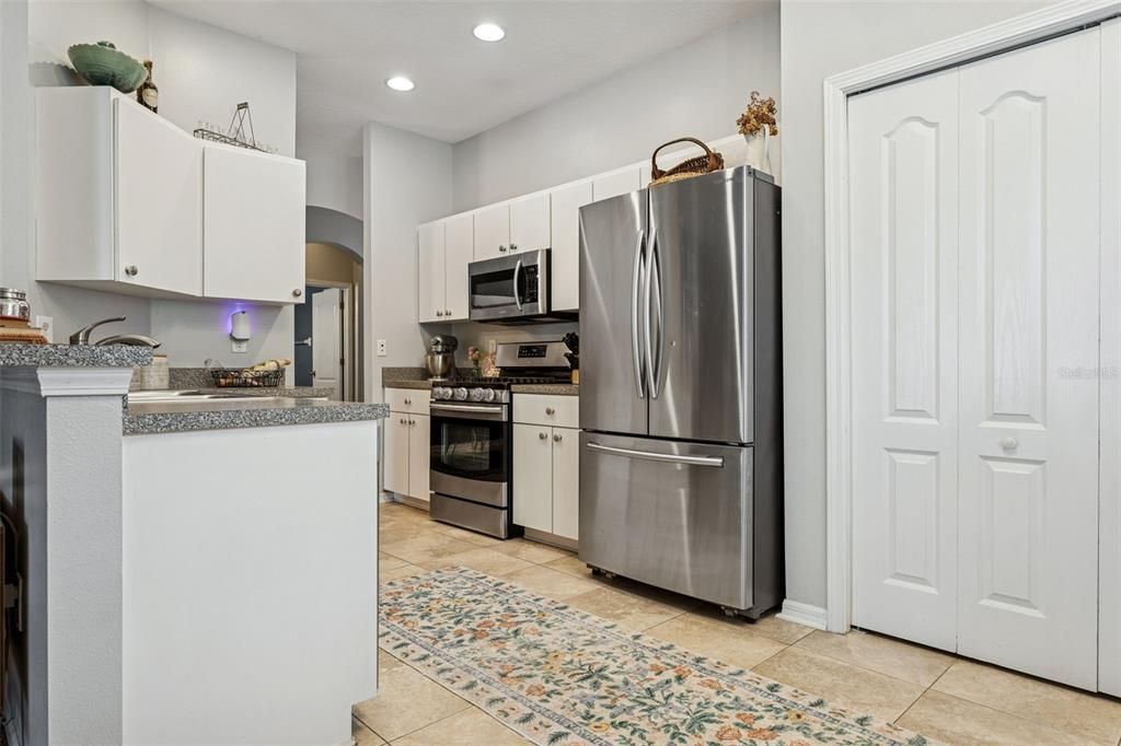 待售: $375,000 (3 贝兹, 2 浴室, 1530 平方英尺)