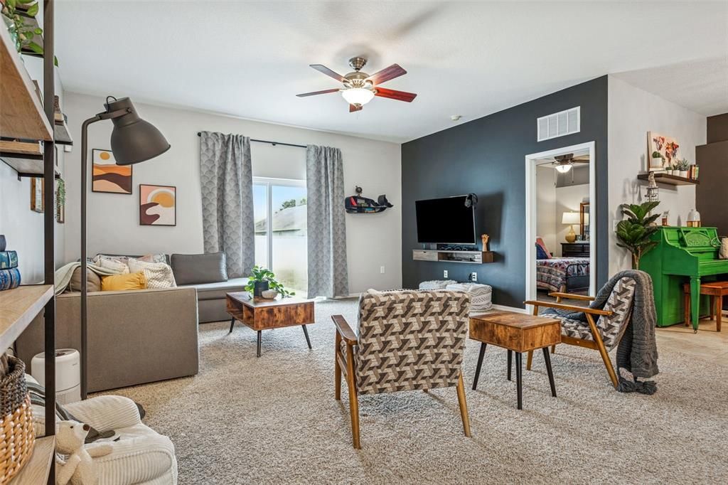 待售: $375,000 (3 贝兹, 2 浴室, 1530 平方英尺)