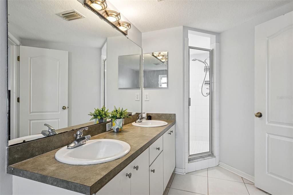 待售: $375,000 (3 贝兹, 2 浴室, 1530 平方英尺)