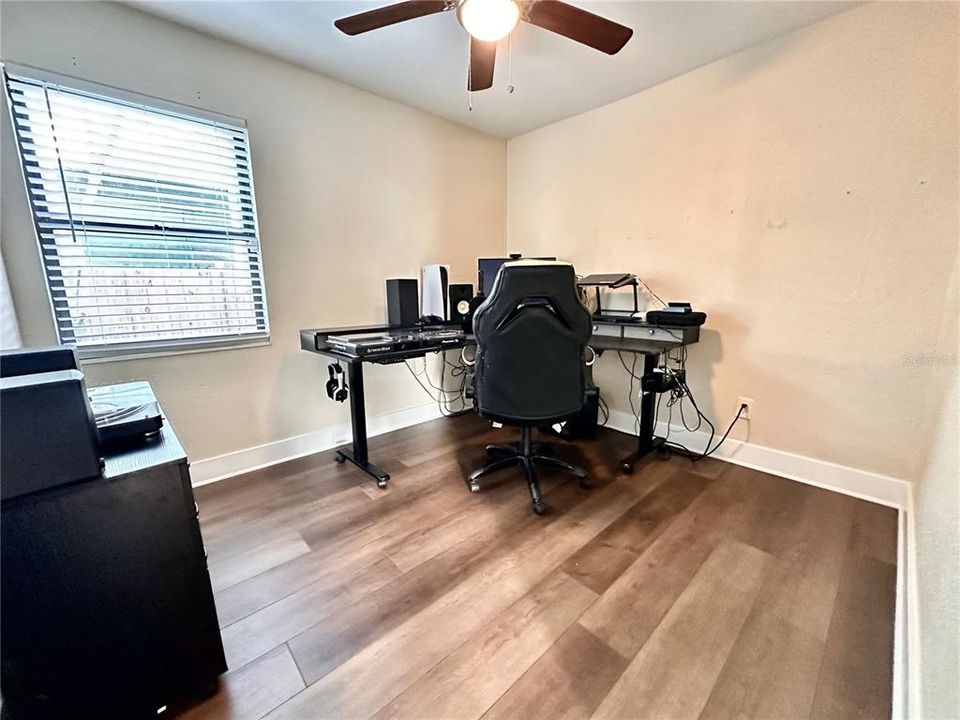 В аренду: $3,200 (3 спален, 2 ванн, 1456 Квадратных фут)