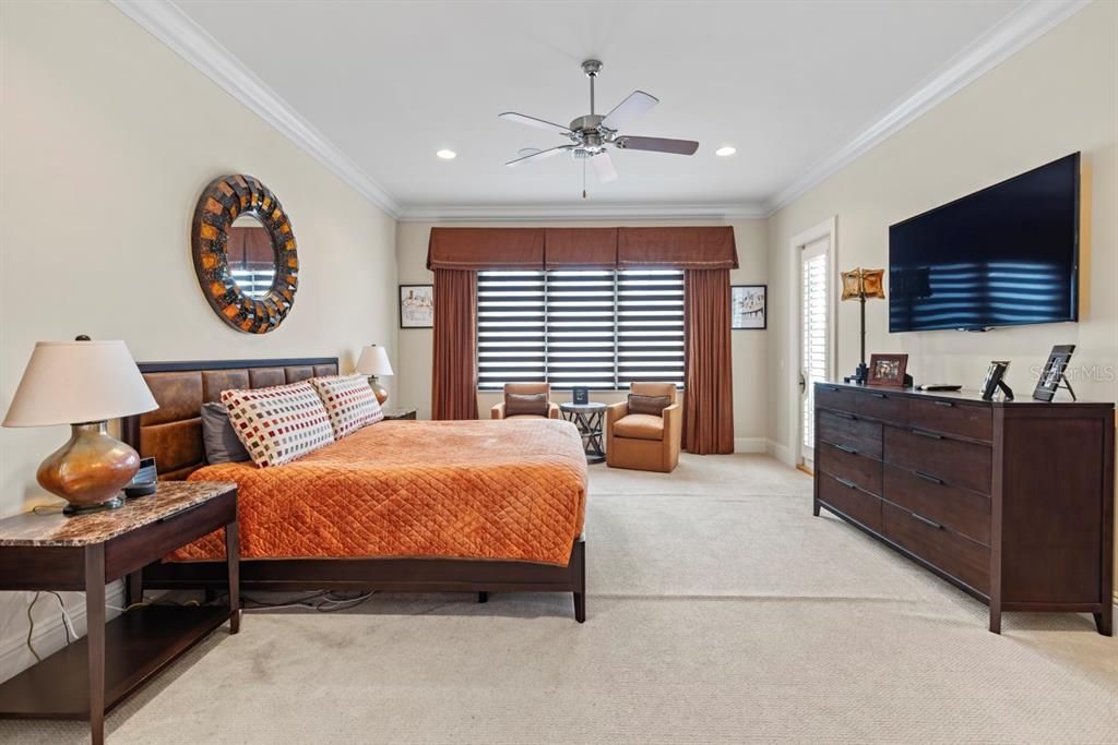 For Sale: $18,500,000 (10 beds, 14 baths, 11524 Square Feet)