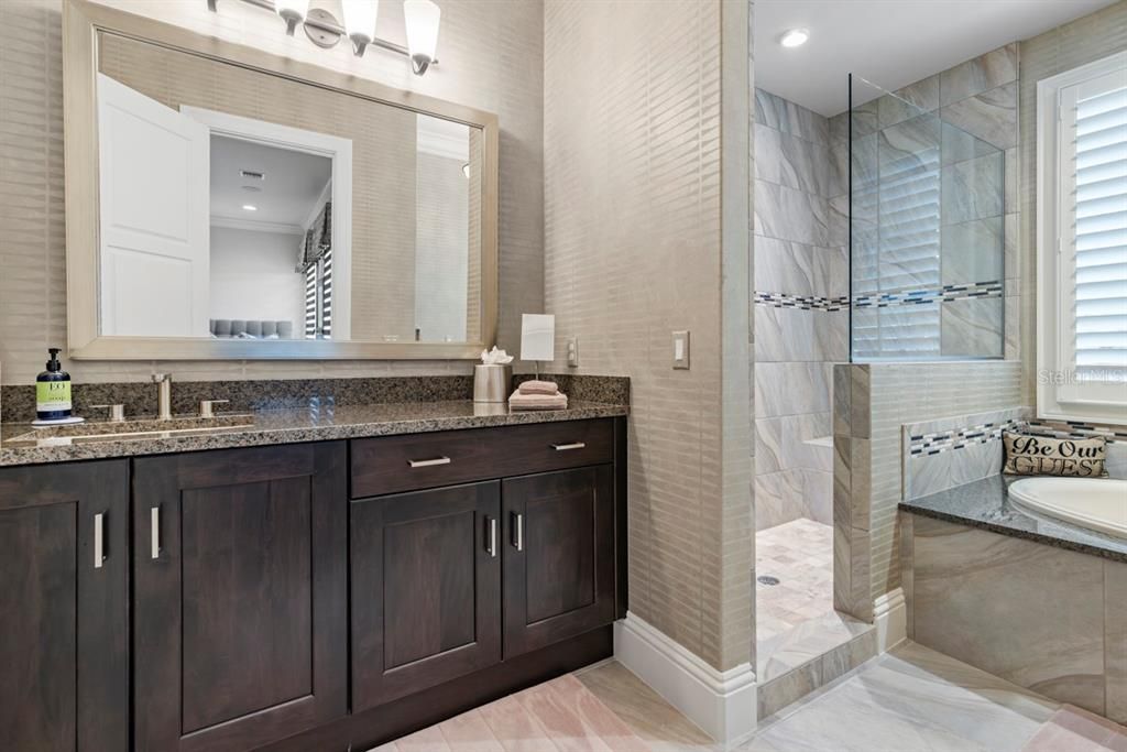 For Sale: $18,500,000 (10 beds, 14 baths, 11524 Square Feet)