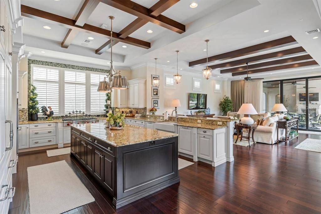 For Sale: $18,500,000 (10 beds, 14 baths, 11524 Square Feet)