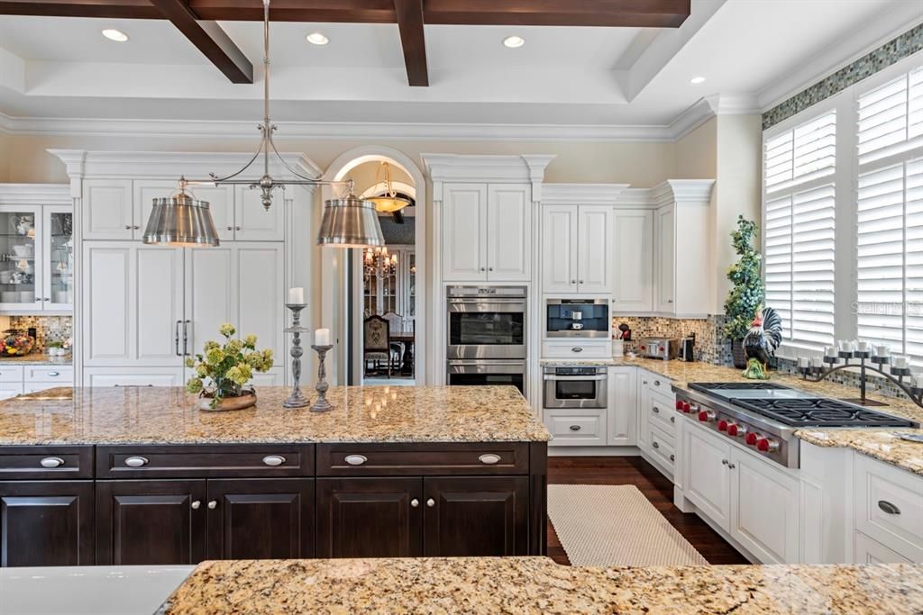 For Sale: $18,500,000 (10 beds, 14 baths, 11524 Square Feet)