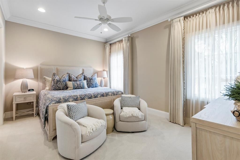 For Sale: $18,500,000 (10 beds, 14 baths, 11524 Square Feet)