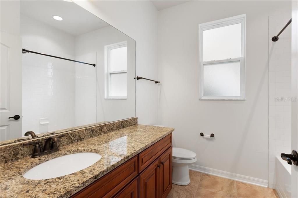 待售: $495,000 (4 贝兹, 2 浴室, 1861 平方英尺)