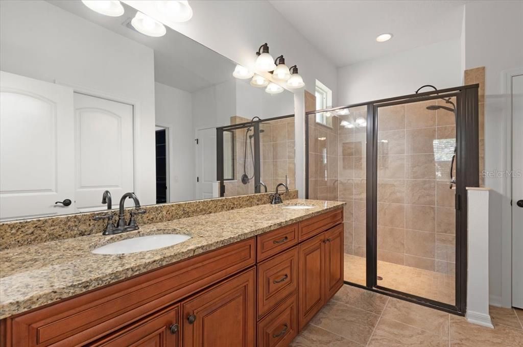 待售: $495,000 (4 贝兹, 2 浴室, 1861 平方英尺)