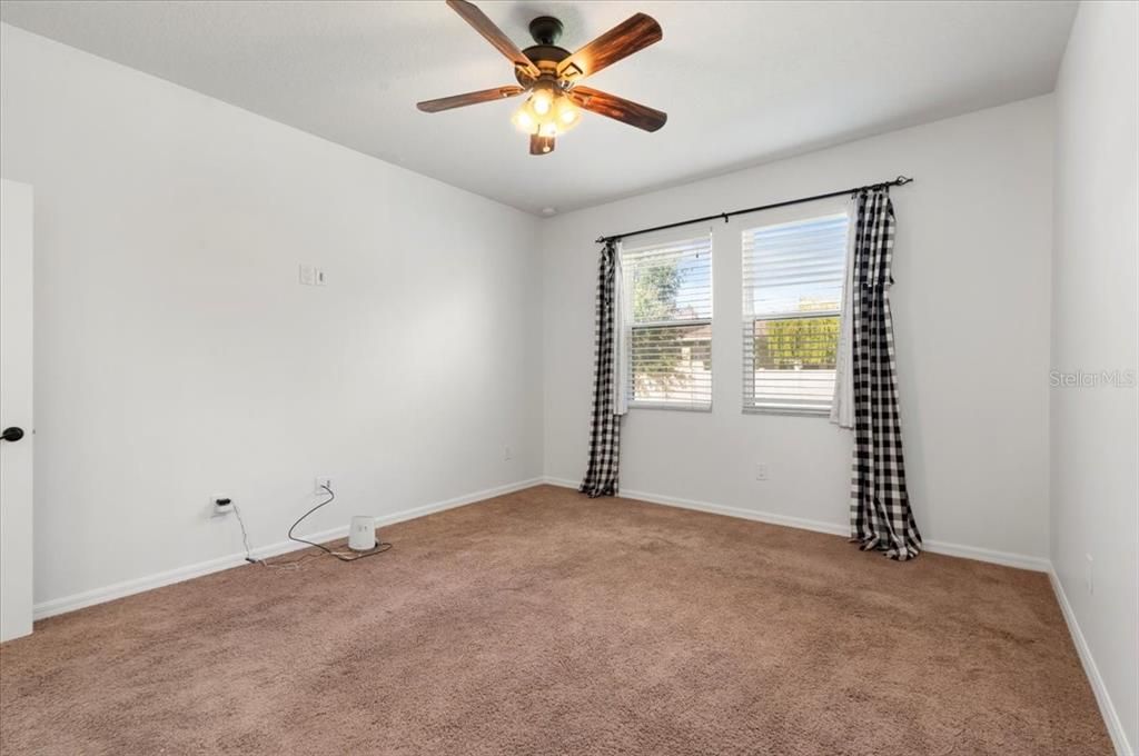 待售: $495,000 (4 贝兹, 2 浴室, 1861 平方英尺)