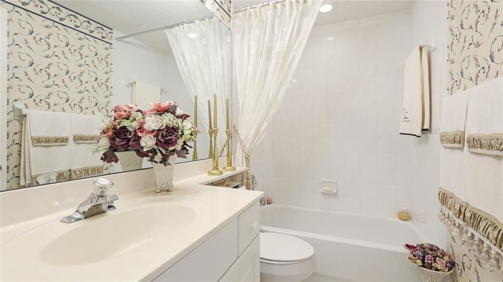 En Venta: $245,000 (2 camas, 2 baños, 1352 Pies cuadrados)