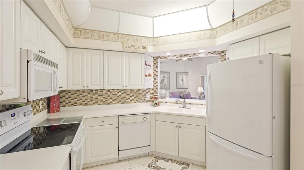 En Venta: $245,000 (2 camas, 2 baños, 1352 Pies cuadrados)