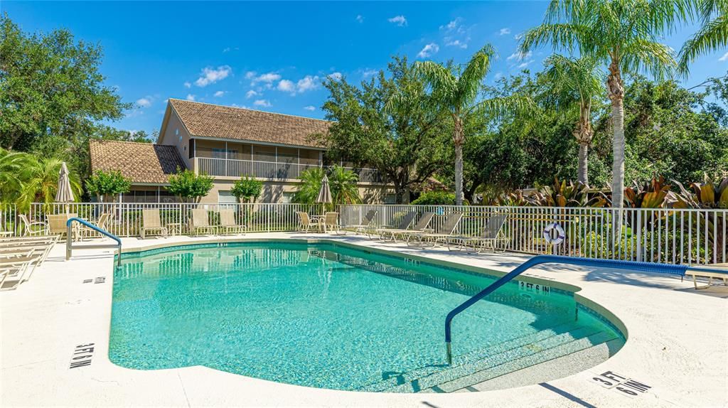 En Venta: $245,000 (2 camas, 2 baños, 1352 Pies cuadrados)