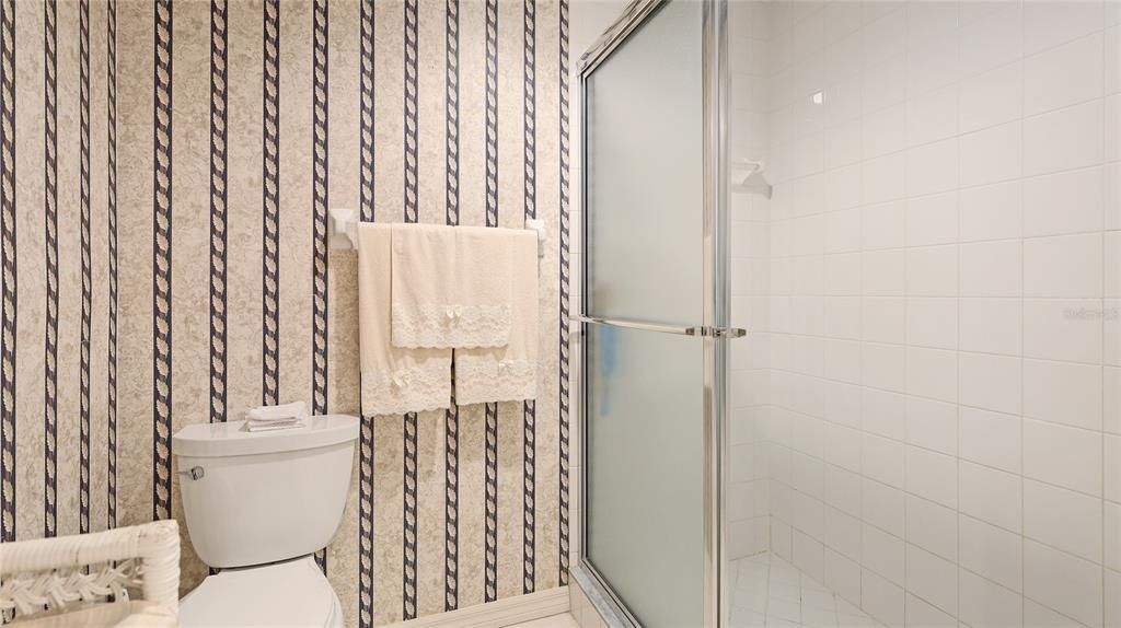 En Venta: $245,000 (2 camas, 2 baños, 1352 Pies cuadrados)