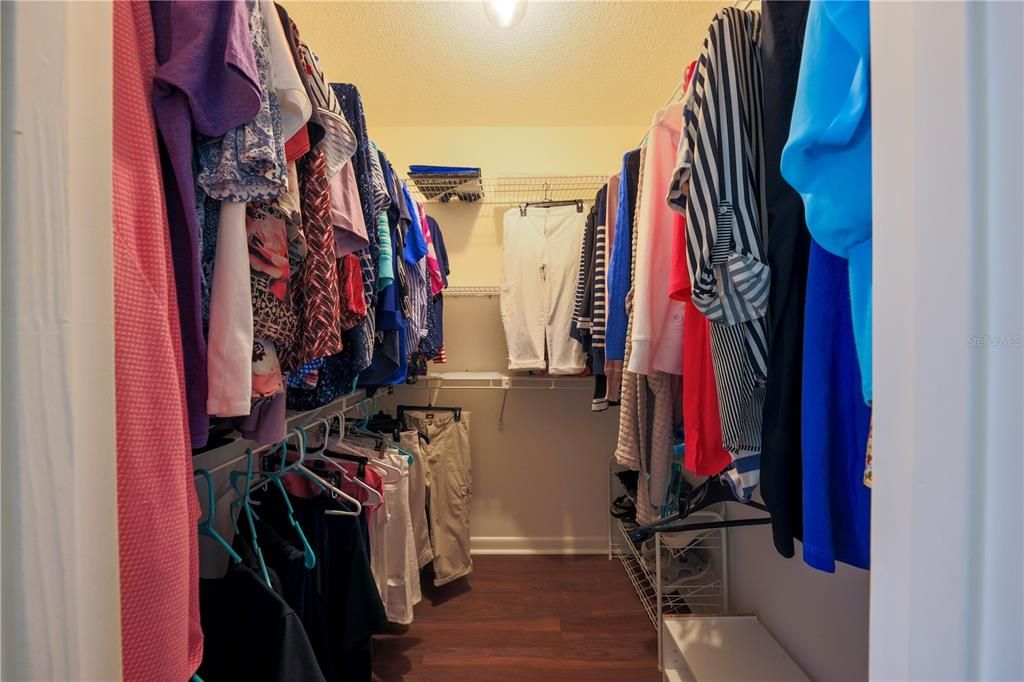 待售: $224,900 (2 贝兹, 2 浴室, 1298 平方英尺)