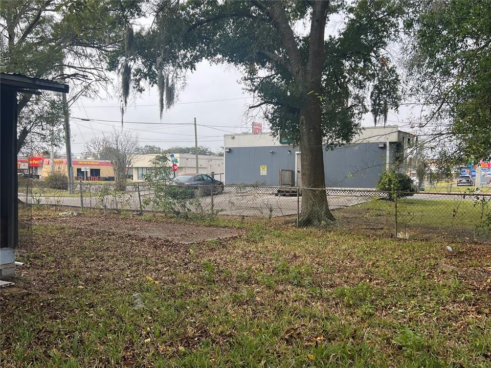 На продажу: $125,000 (2 спален, 1 ванн, 792 Квадратных фут)