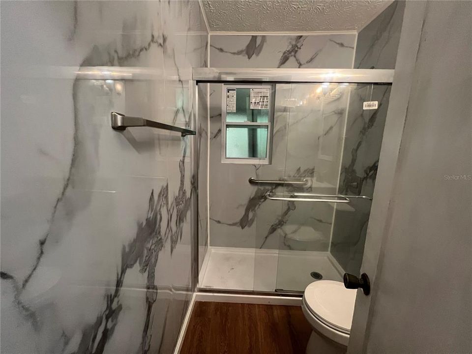 На продажу: $125,000 (2 спален, 1 ванн, 792 Квадратных фут)