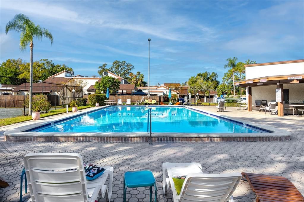 For Sale: $199,000 (2 beds, 2 baths, 1056 Square Feet)