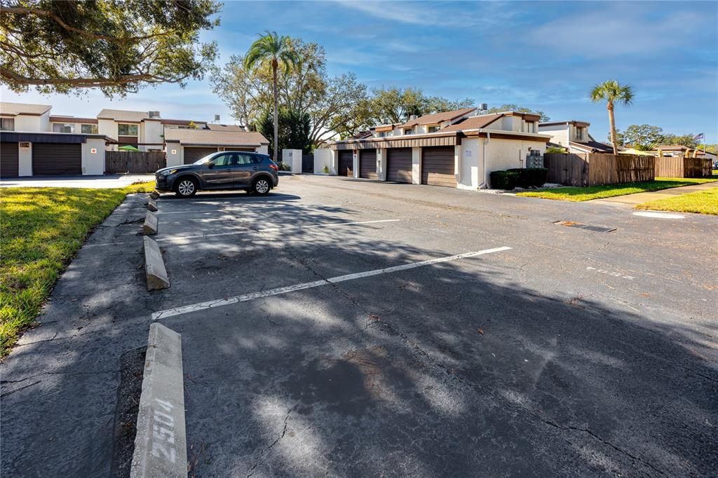 For Sale: $199,000 (2 beds, 2 baths, 1056 Square Feet)