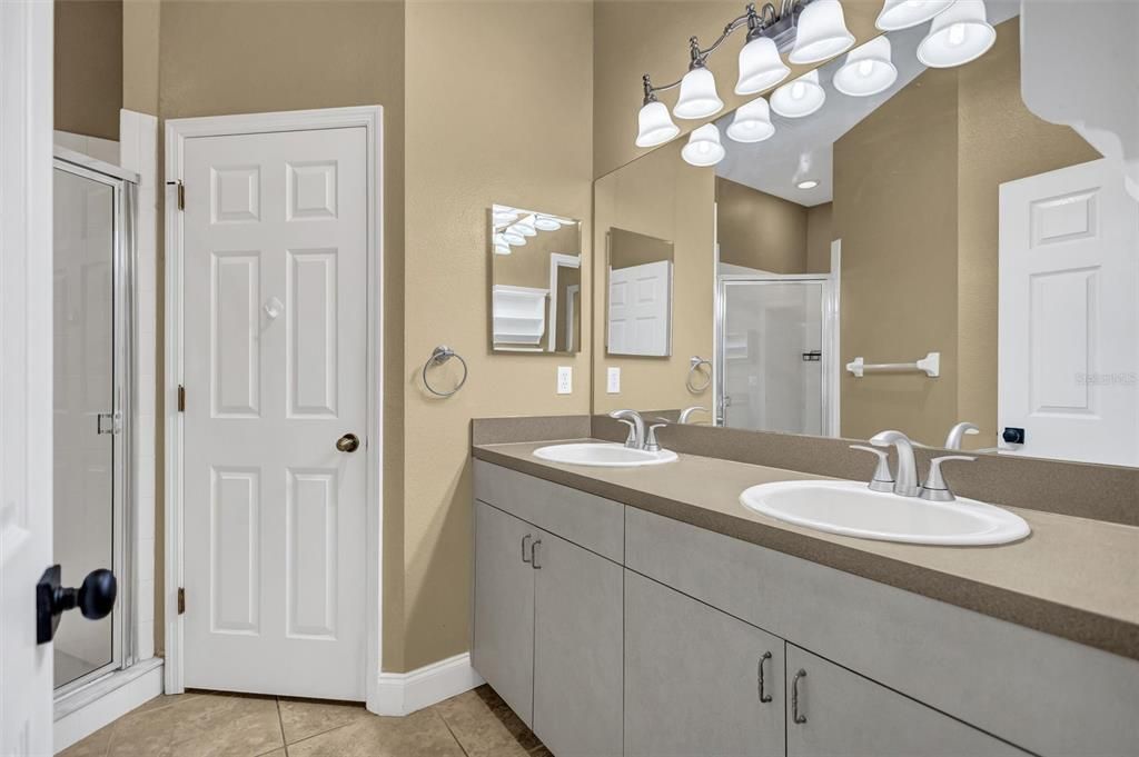 На продажу: $449,000 (3 спален, 2 ванн, 1514 Квадратных фут)