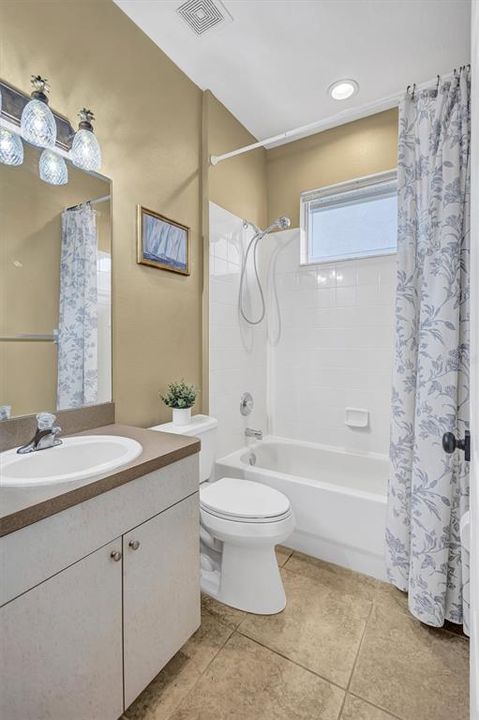 На продажу: $449,000 (3 спален, 2 ванн, 1514 Квадратных фут)