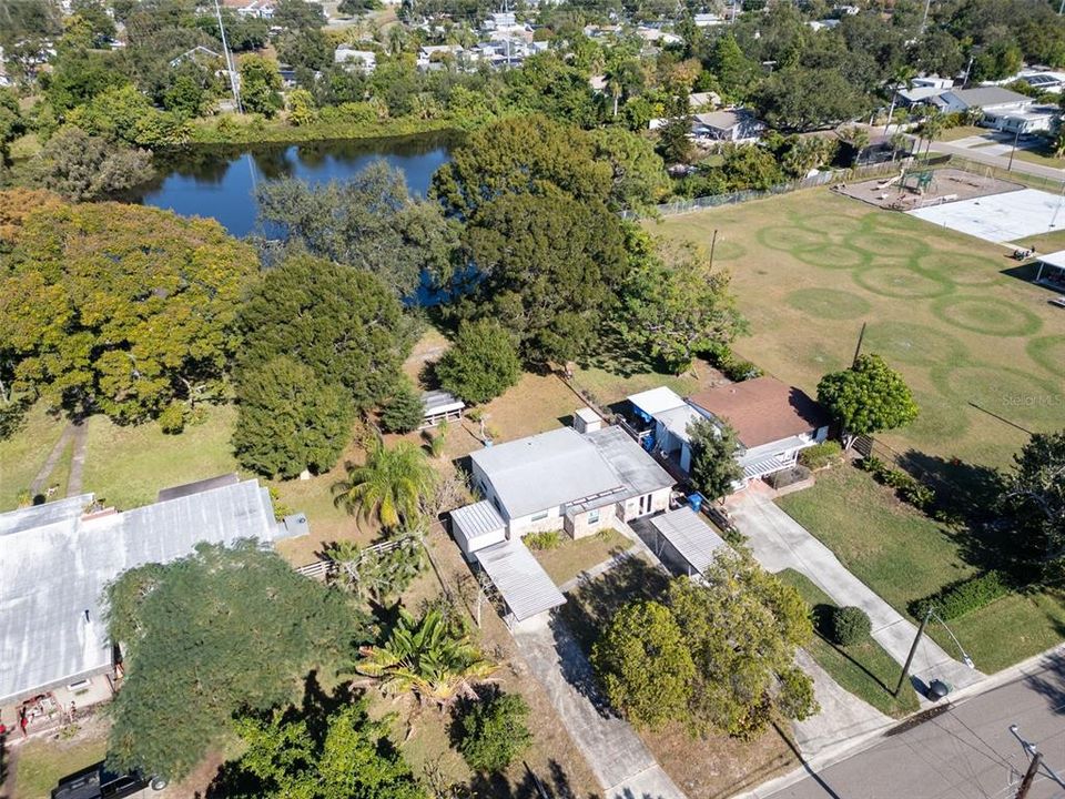 На продажу: $340,000 (3 спален, 1 ванн, 878 Квадратных фут)