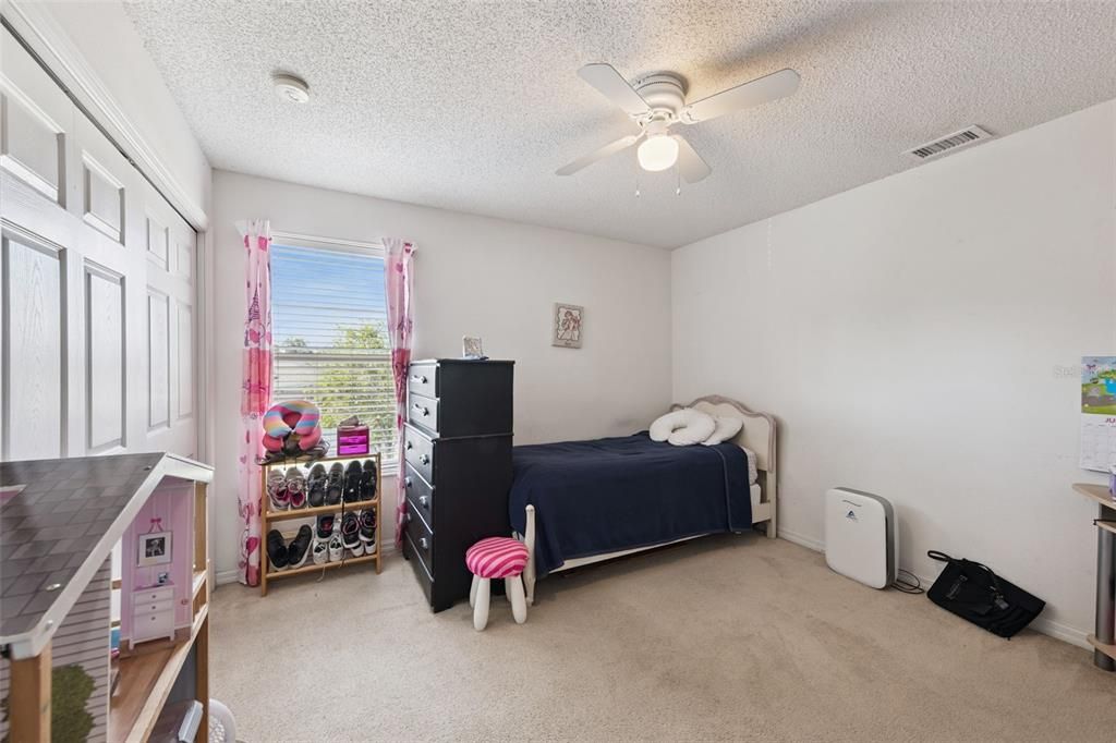 For Sale: $415,000 (4 beds, 2 baths, 2476 Square Feet)