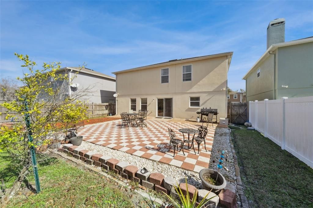 For Sale: $415,000 (4 beds, 2 baths, 2476 Square Feet)