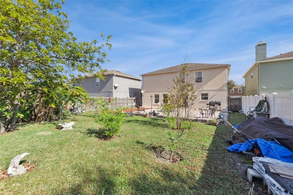 For Sale: $415,000 (4 beds, 2 baths, 2476 Square Feet)