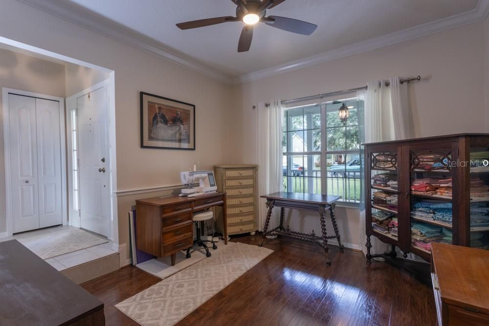 En Venta: $449,700 (3 camas, 2 baños, 1768 Pies cuadrados)