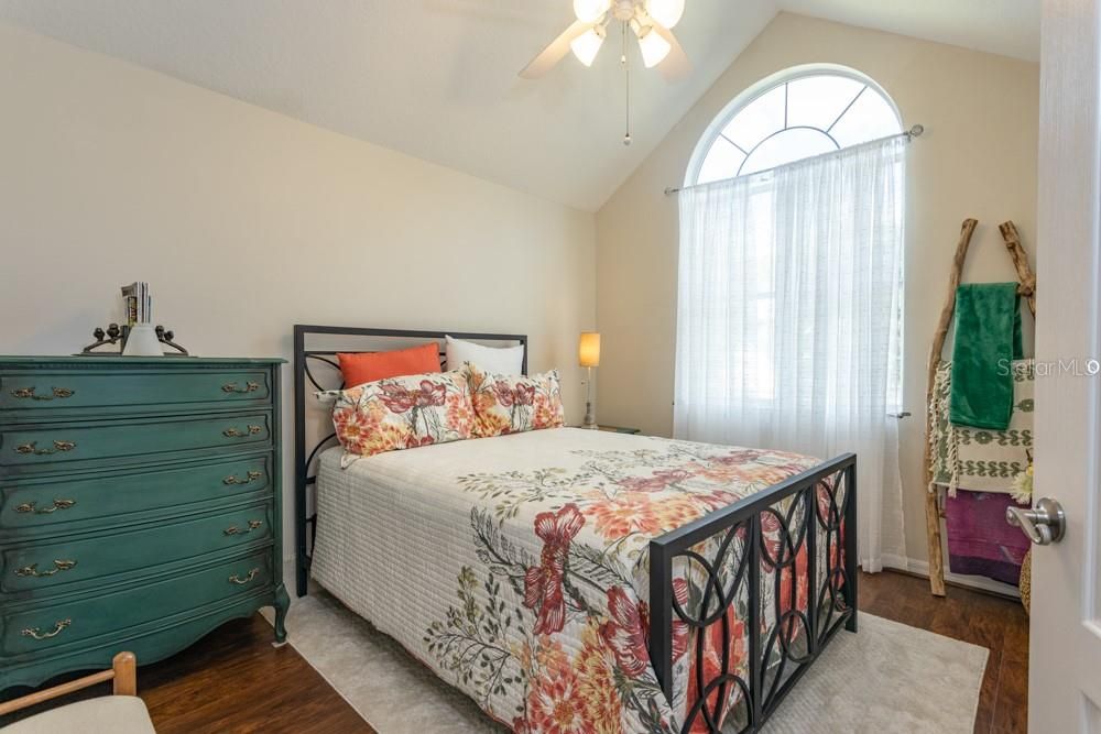 En Venta: $449,700 (3 camas, 2 baños, 1768 Pies cuadrados)