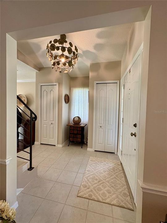 En Venta: $449,700 (3 camas, 2 baños, 1768 Pies cuadrados)