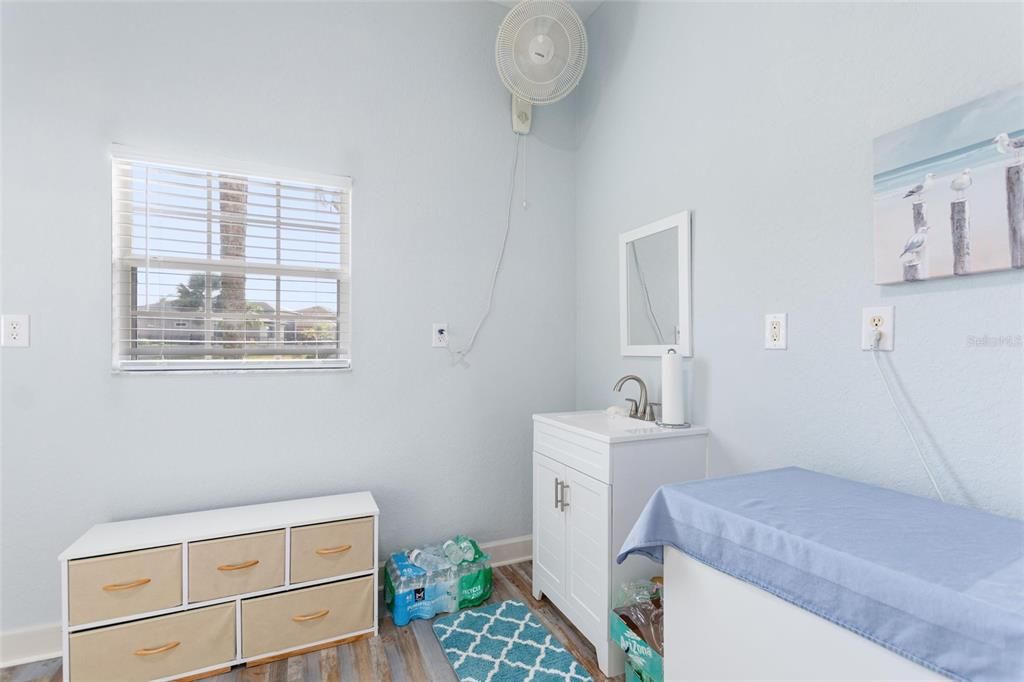 待售: $525,500 (3 贝兹, 2 浴室, 1988 平方英尺)