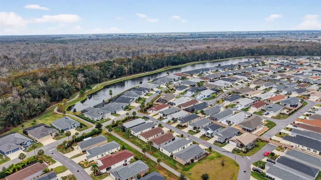 For Sale: $325,000 (3 beds, 2 baths, 1426 Square Feet)