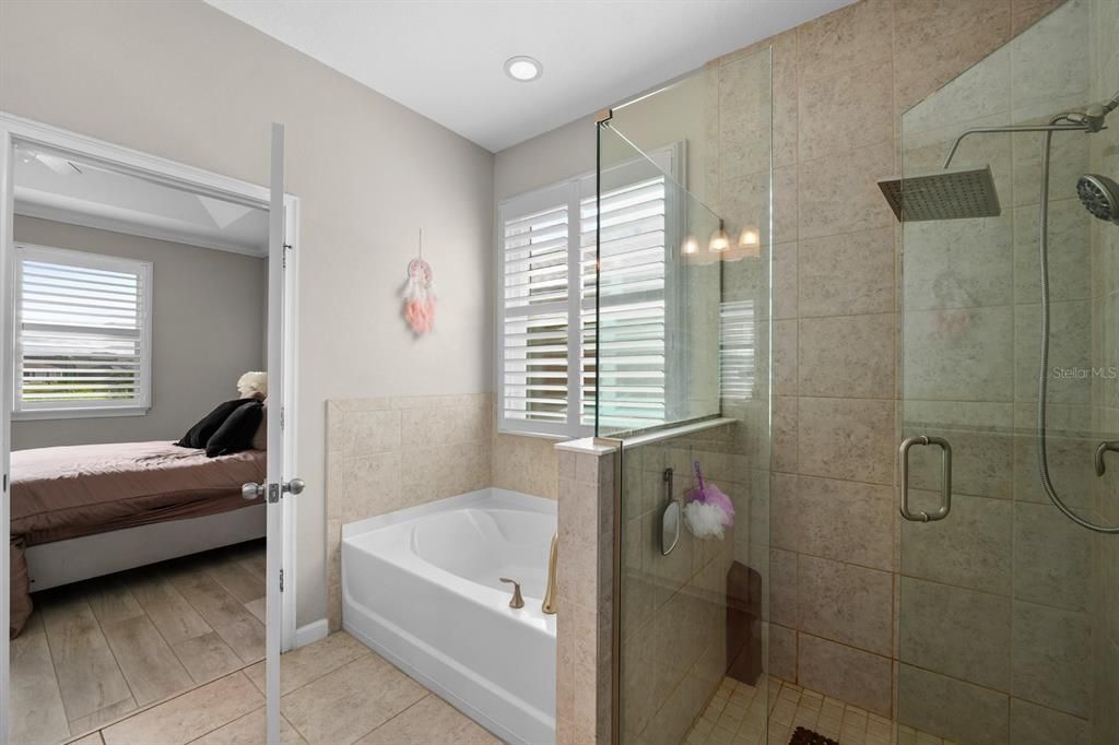 На продажу: $465,000 (2 спален, 2 ванн, 1575 Квадратных фут)