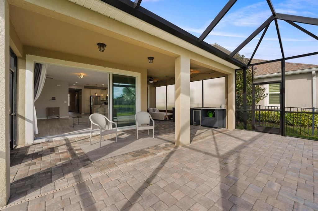 На продажу: $465,000 (2 спален, 2 ванн, 1575 Квадратных фут)