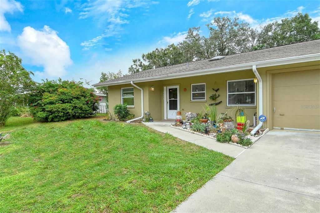 En Venta: $374,900 (3 camas, 2 baños, 1427 Pies cuadrados)