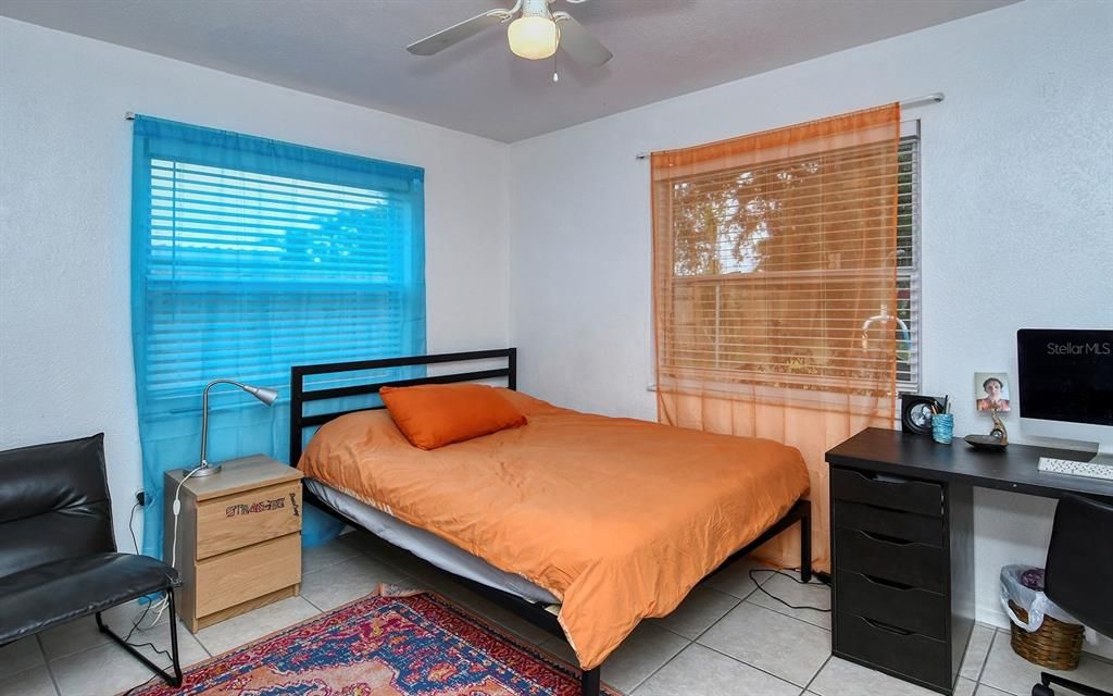 En Venta: $374,900 (3 camas, 2 baños, 1427 Pies cuadrados)