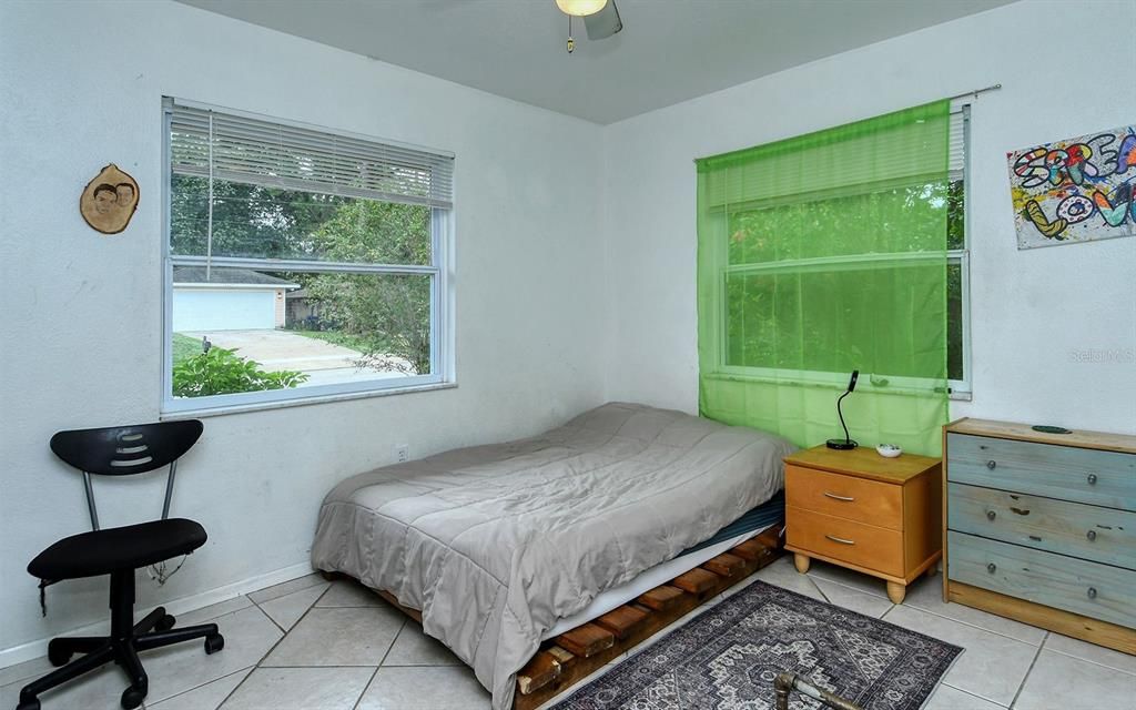 En Venta: $374,900 (3 camas, 2 baños, 1427 Pies cuadrados)