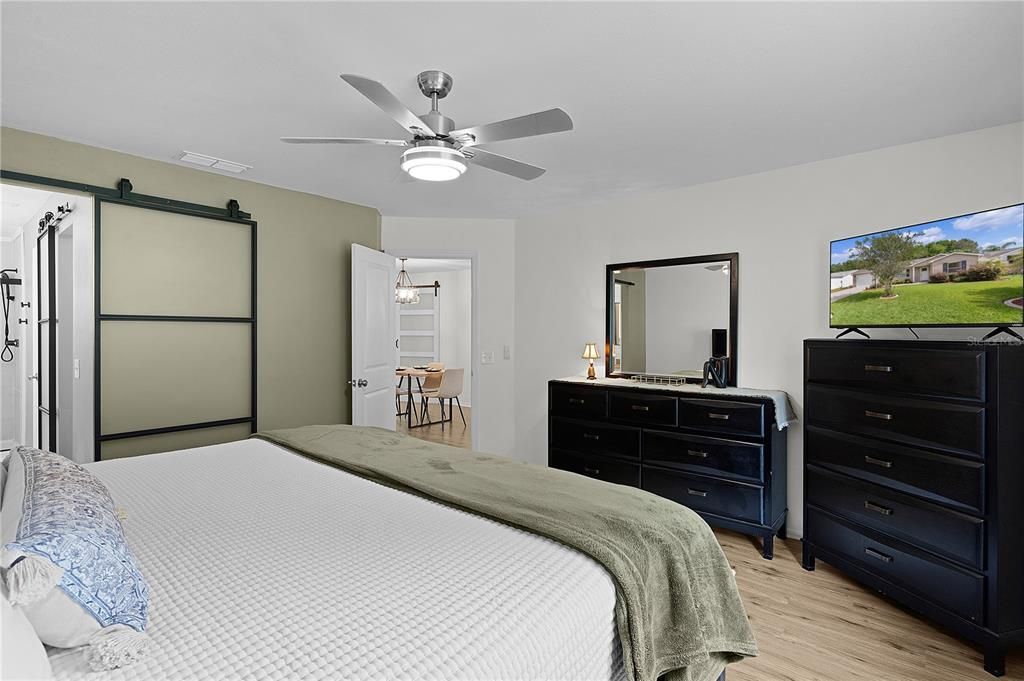 待售: $465,000 (2 贝兹, 2 浴室, 1388 平方英尺)