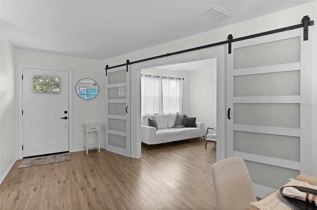 待售: $465,000 (2 贝兹, 2 浴室, 1388 平方英尺)