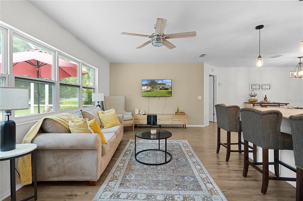 待售: $465,000 (2 贝兹, 2 浴室, 1388 平方英尺)