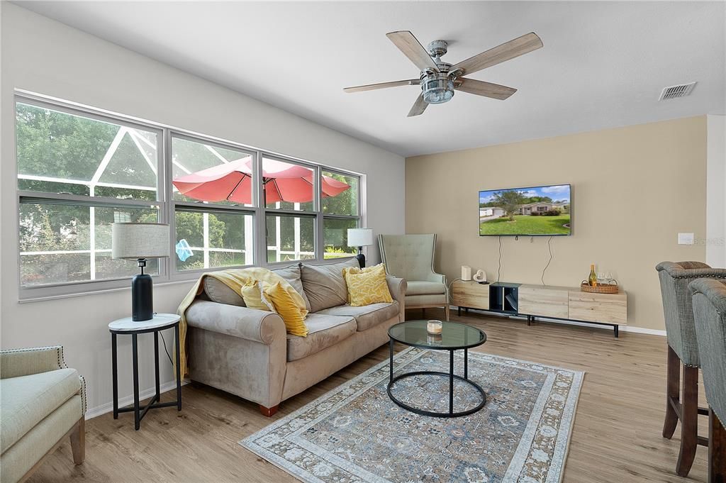 待售: $465,000 (2 贝兹, 2 浴室, 1388 平方英尺)