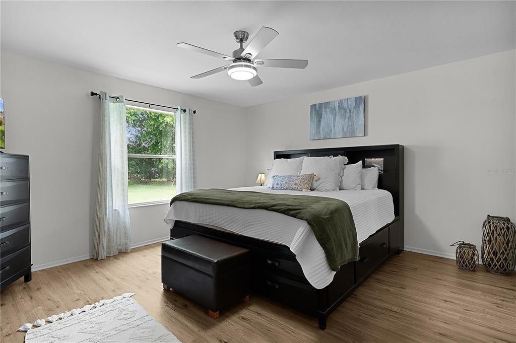 待售: $465,000 (2 贝兹, 2 浴室, 1388 平方英尺)