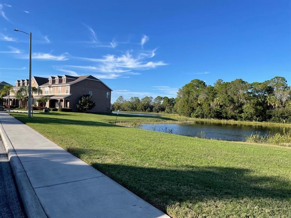 出租: $2,150 (2 贝兹, 2 浴室, 1216 平方英尺)