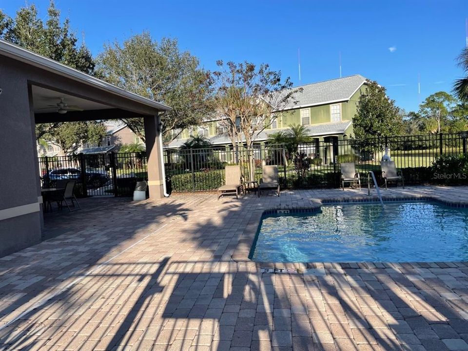 出租: $2,150 (2 贝兹, 2 浴室, 1216 平方英尺)